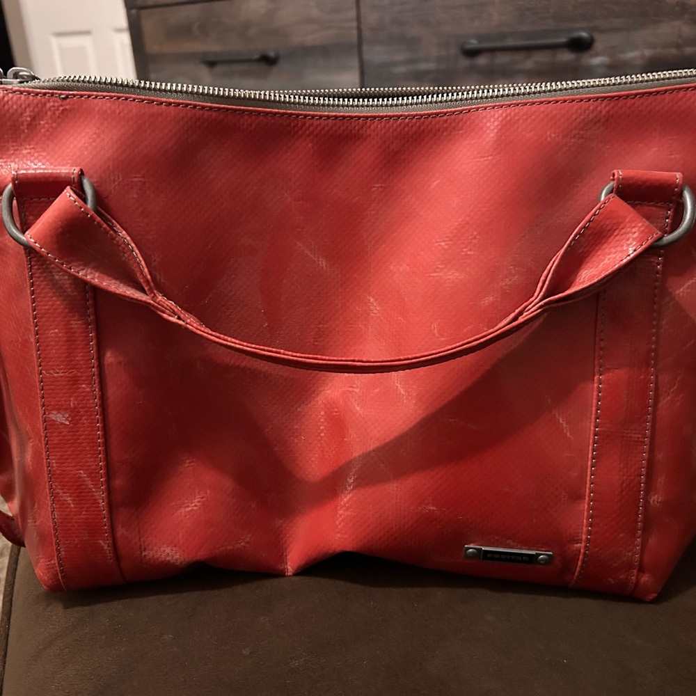 Elegant Red Shoulder Bag
